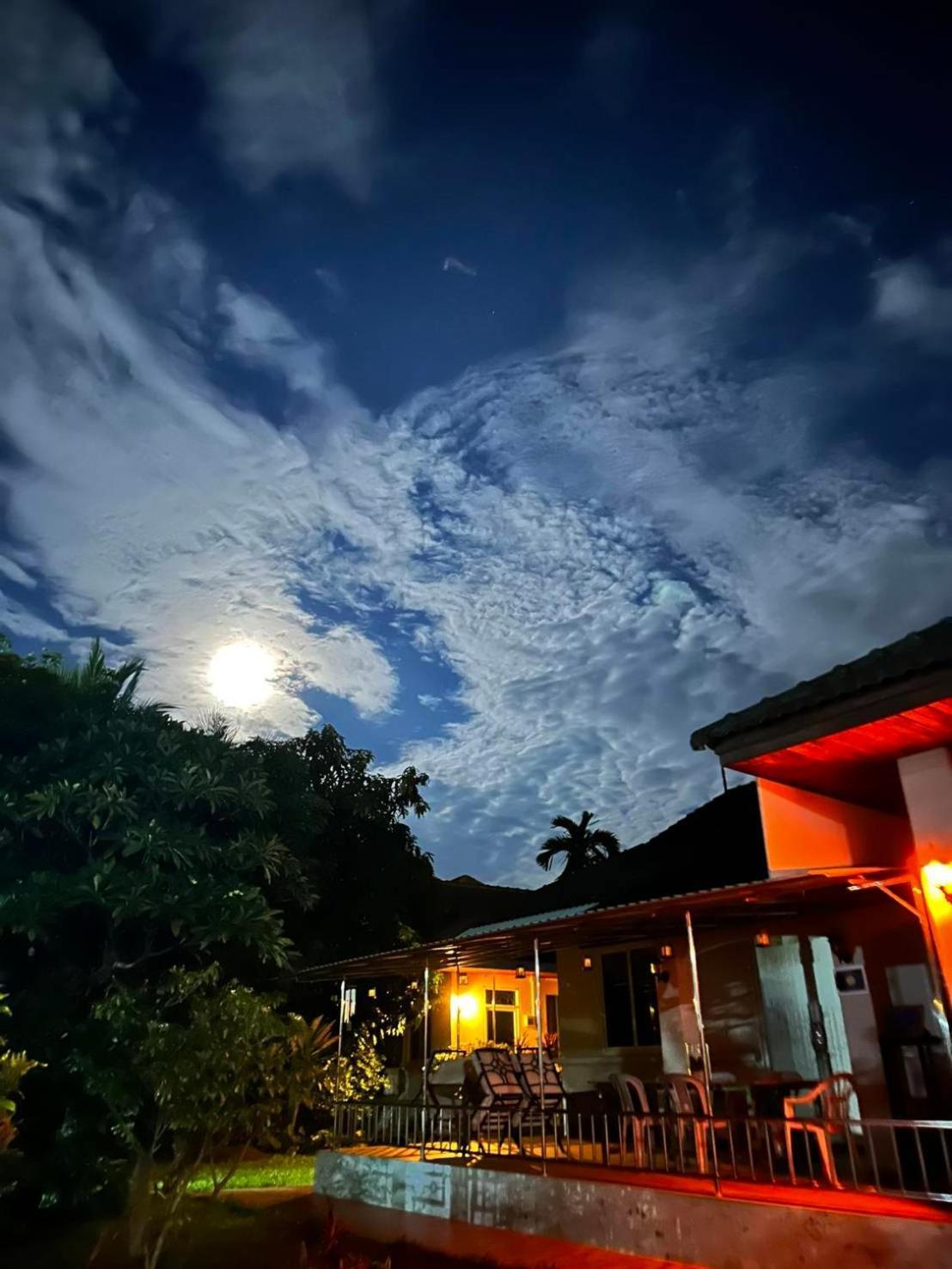 Nuch'S Apple Guest House Si Bun Ruang Екстер'єр фото