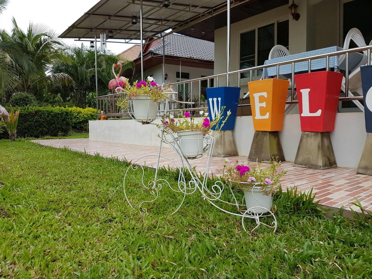 Nuch'S Apple Guest House Si Bun Ruang Екстер'єр фото
