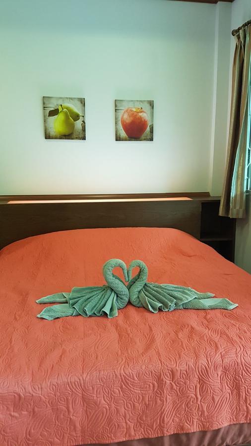 Nuch'S Apple Guest House Si Bun Ruang Екстер'єр фото